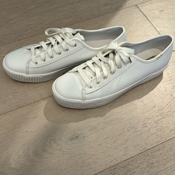 Nearly new size 10 Keds - Picture 1 of 5